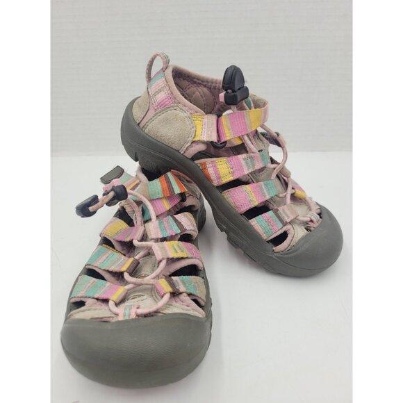 Girls Keen Size 11 Pink Waterproof Youth Sandal Shoes Light Pink Child - Picture 1 of 11